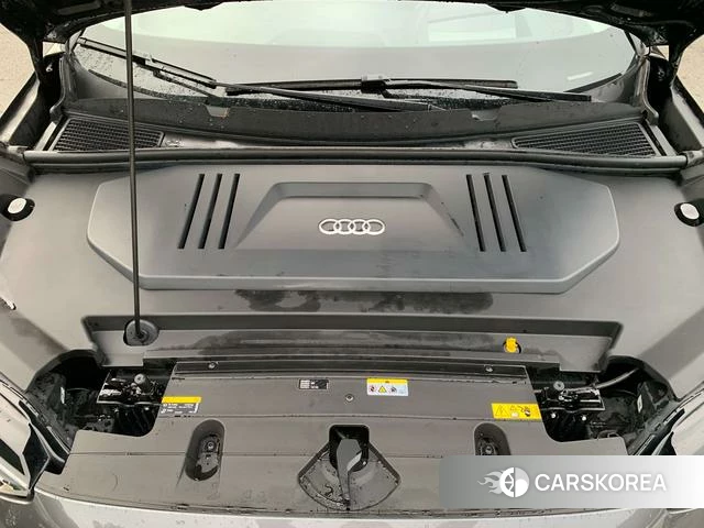 Audi Q5 e-tron id 4301812 из Китая 20