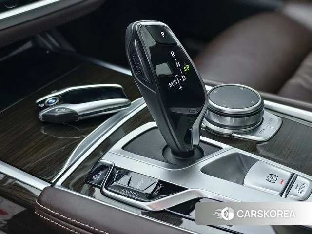 BMW 7 series id 4307331 из Китая 12