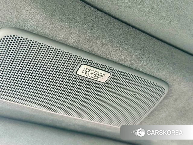 Lexus LS id 4261868 из Китая 16