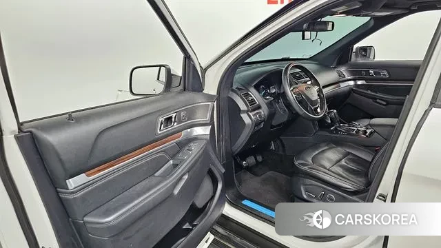 Ford Explorer id 3641514 из Кореи 20