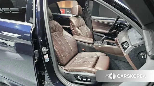 BMW 5 Series (G30) id 3759997 из Кореи 20