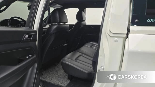 Ssangyong The New Rexton Sports Cannes id 4864039 из Кореи 32