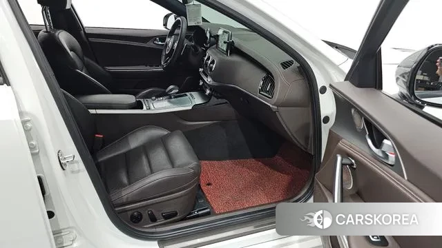 Kia Stinger id 3055588 из Кореи 20