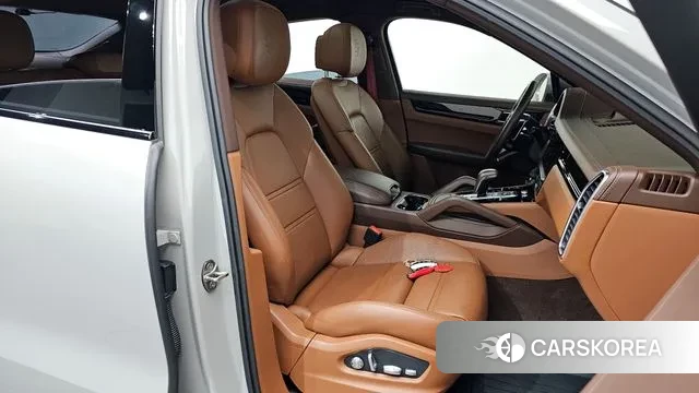 Porsche Cayenne (PO536) id 3017779 из Кореи 20