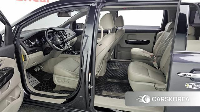 Kia The New Carnival id 4465576 из Кореи 20