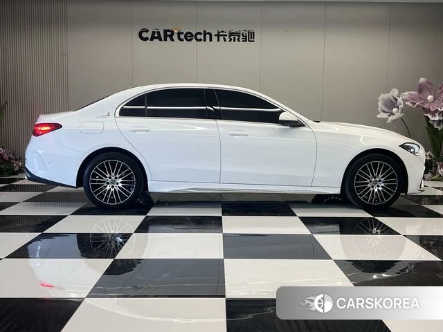 Mercedes-Benz Class C id 4307675 из Китая 27