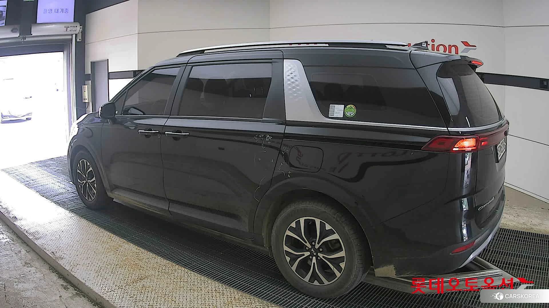 Kia Carnival id 4289634 из Кореи 37