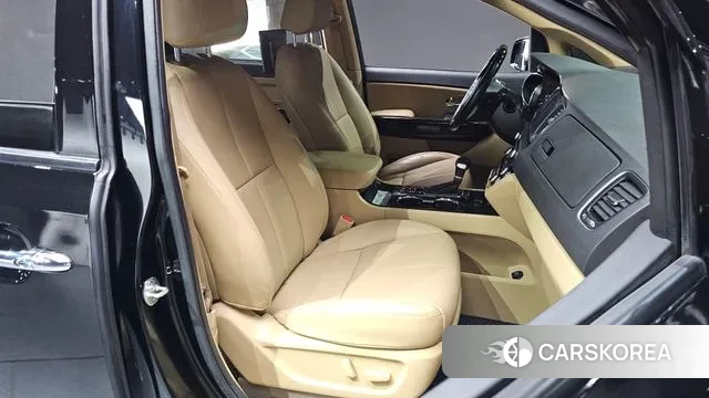 Kia The New Carnival id 3789043 из Кореи 20