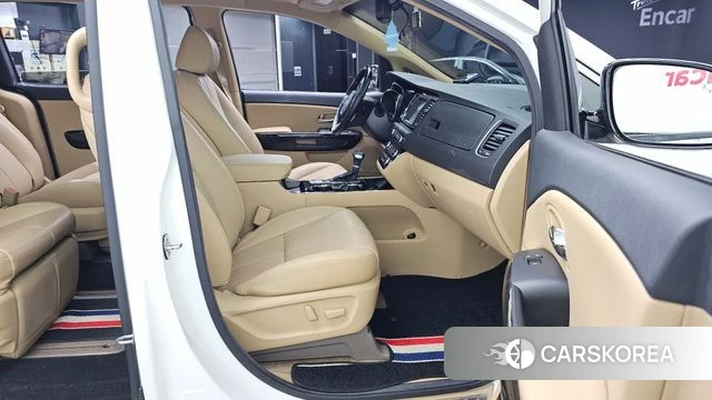 Kia The New Carnival id 4496895 из Кореи 30