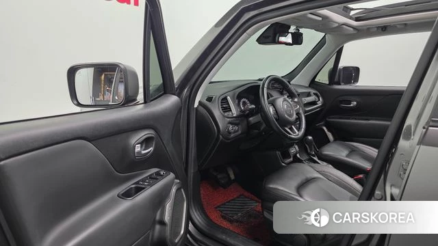 Jeep Renegade id 3899179 из Кореи 20