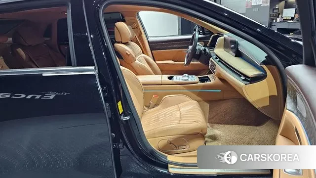 Genesis G90 (RS4) id 3442832 из Кореи 20