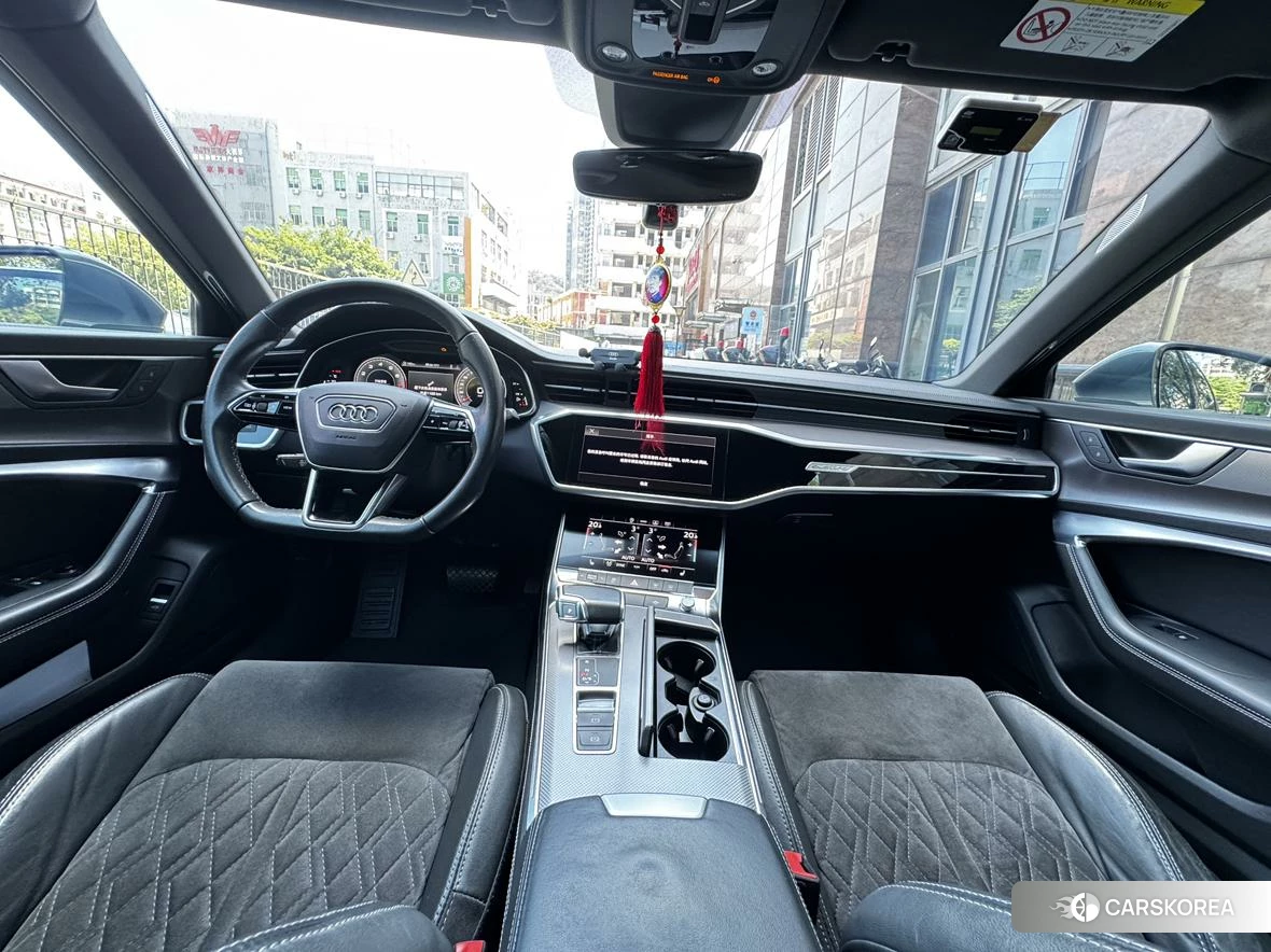 Audi A6L id 4440855 из Китая 21