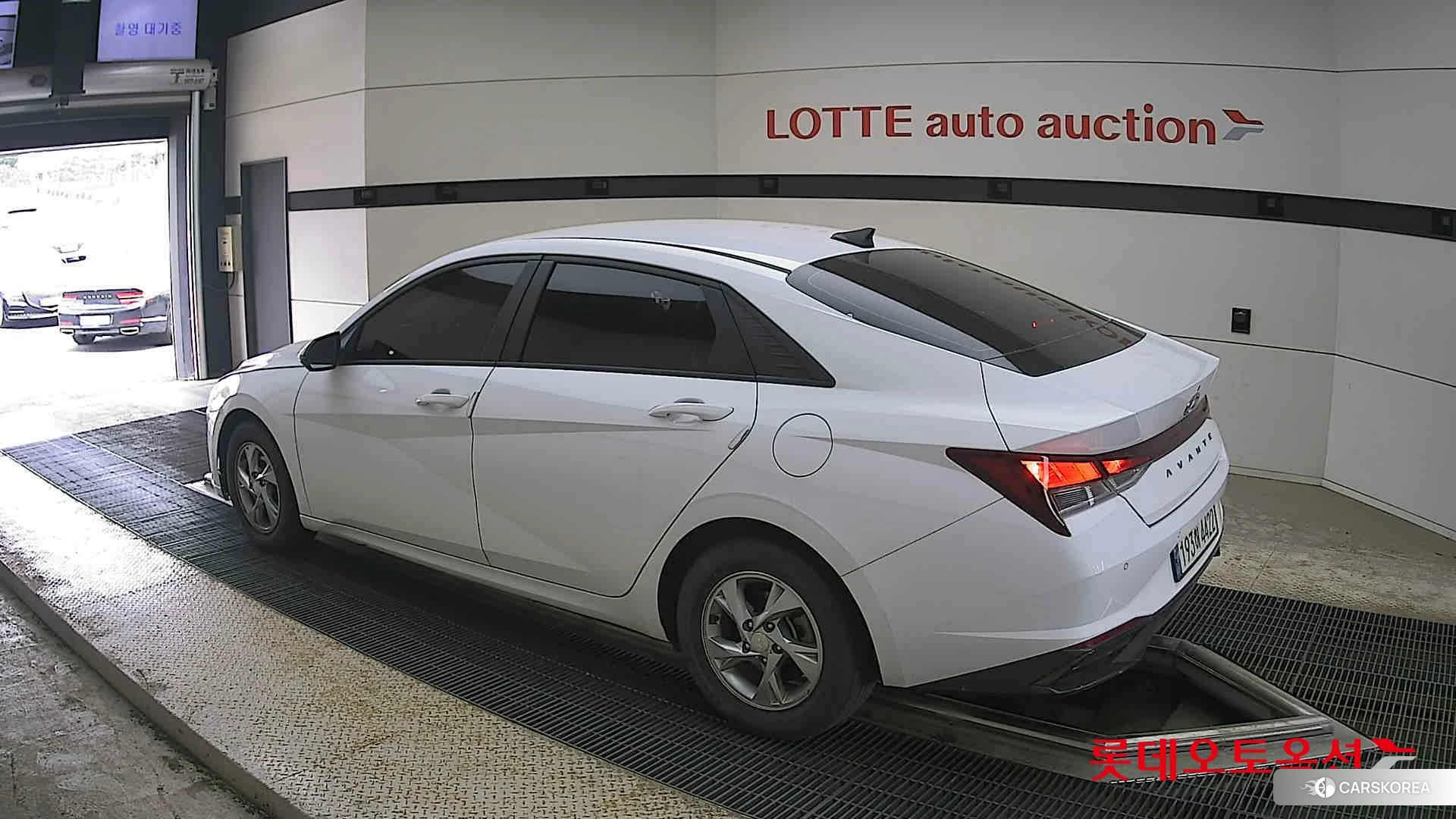 Hyundai Avante id 4289506 из Кореи 37