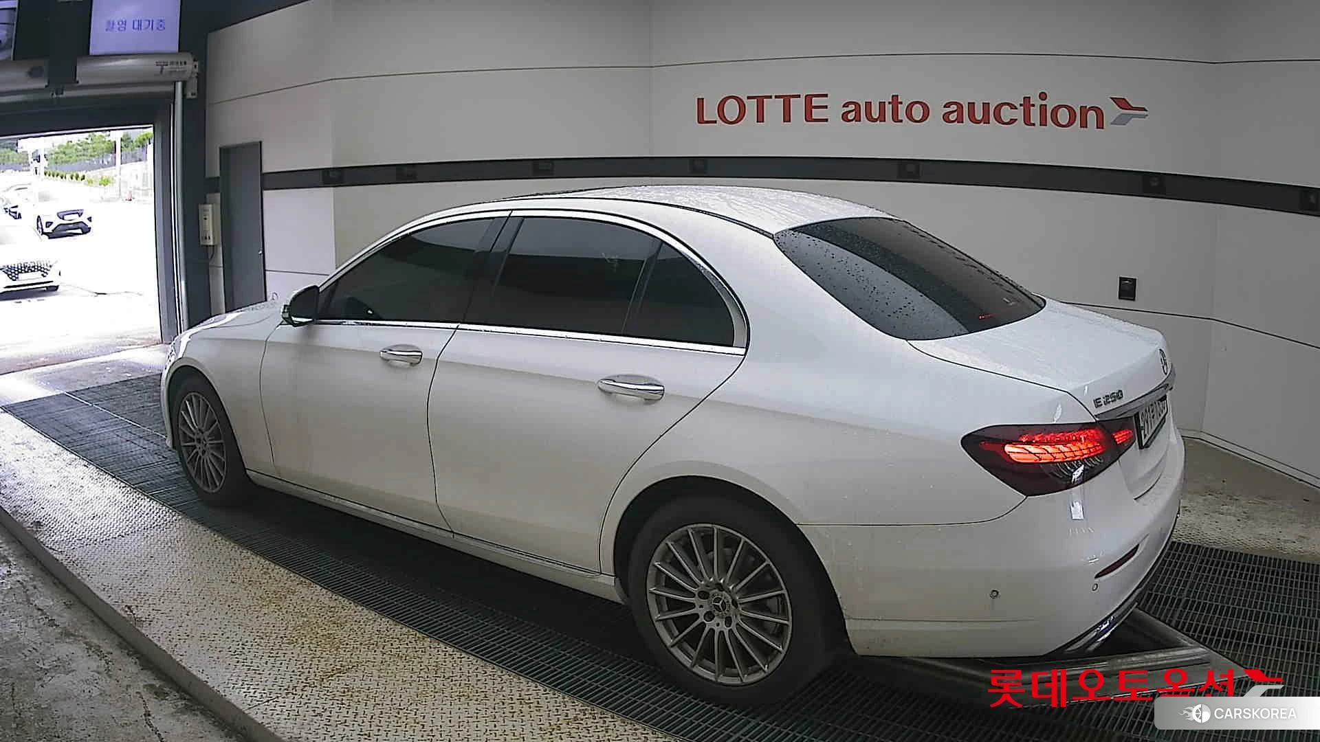Mercedes-Benz Mercedes-Benz E250 id 4498463 из Кореи 37