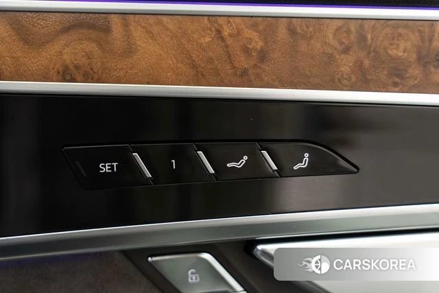 Audi A8 id 4210122 из Китая 29