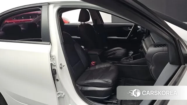 Kia Come New K3 id 3479745 из Кореи 20