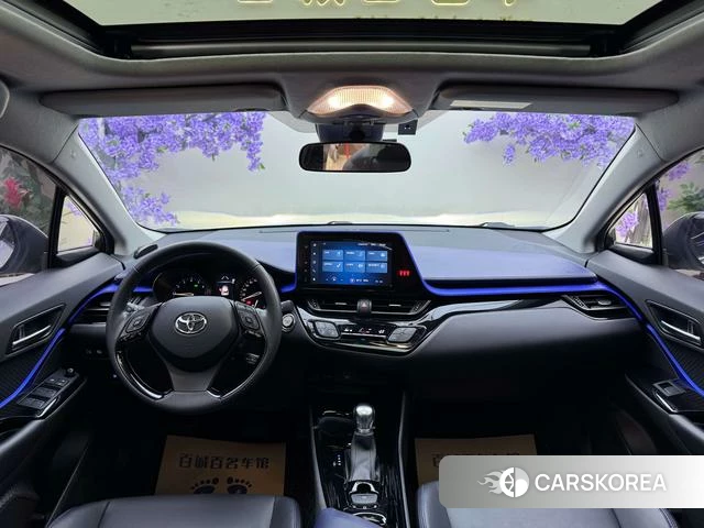 Toyota C-HR id 4348869 из Китая 17