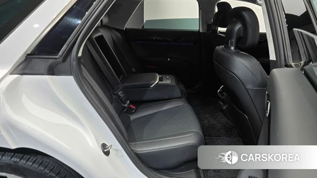 Hyundai Grandeur Hybrid (GN7) id 4480721 из Кореи 35