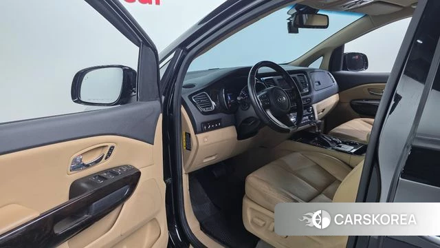Kia The New Carnival id 4647718 из Кореи 20
