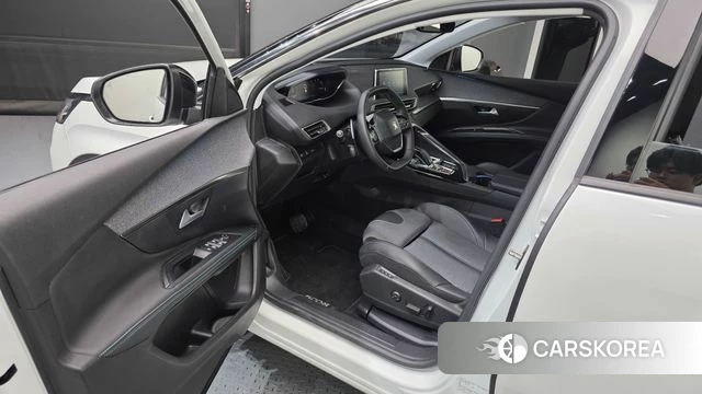 Peugeot 5008 second generation id 4330640 из Кореи 30
