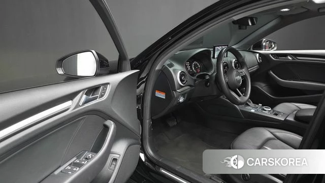 Audi New A3 id 4836549 из Кореи 32