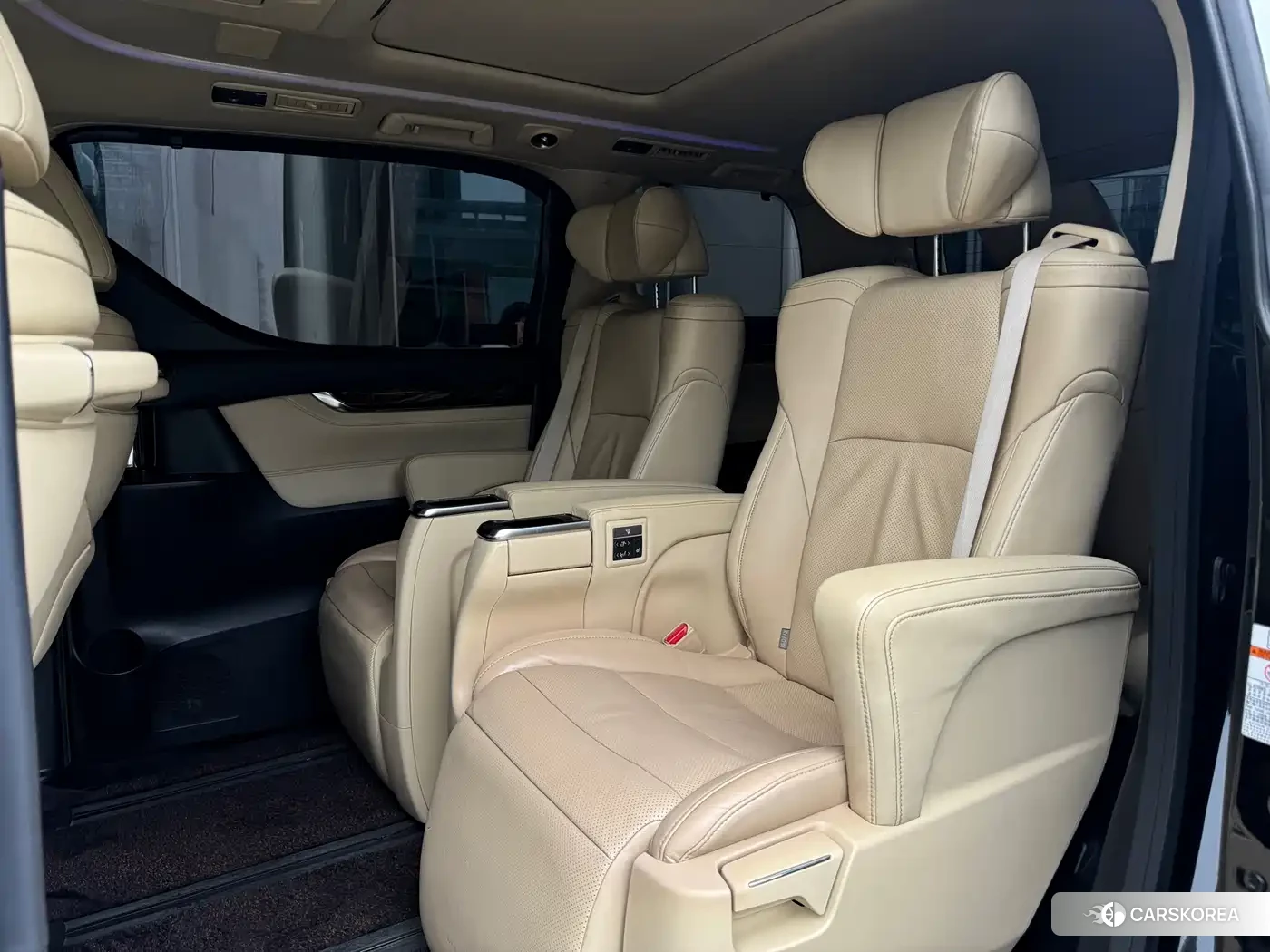 Toyota Elfa id 4601134 из Китая 24