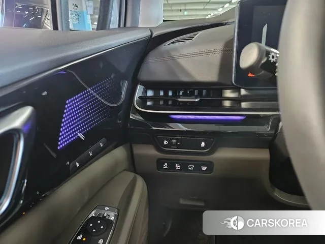 Kia The New Carnival 4th Generation id 3467081 из Кореи 19