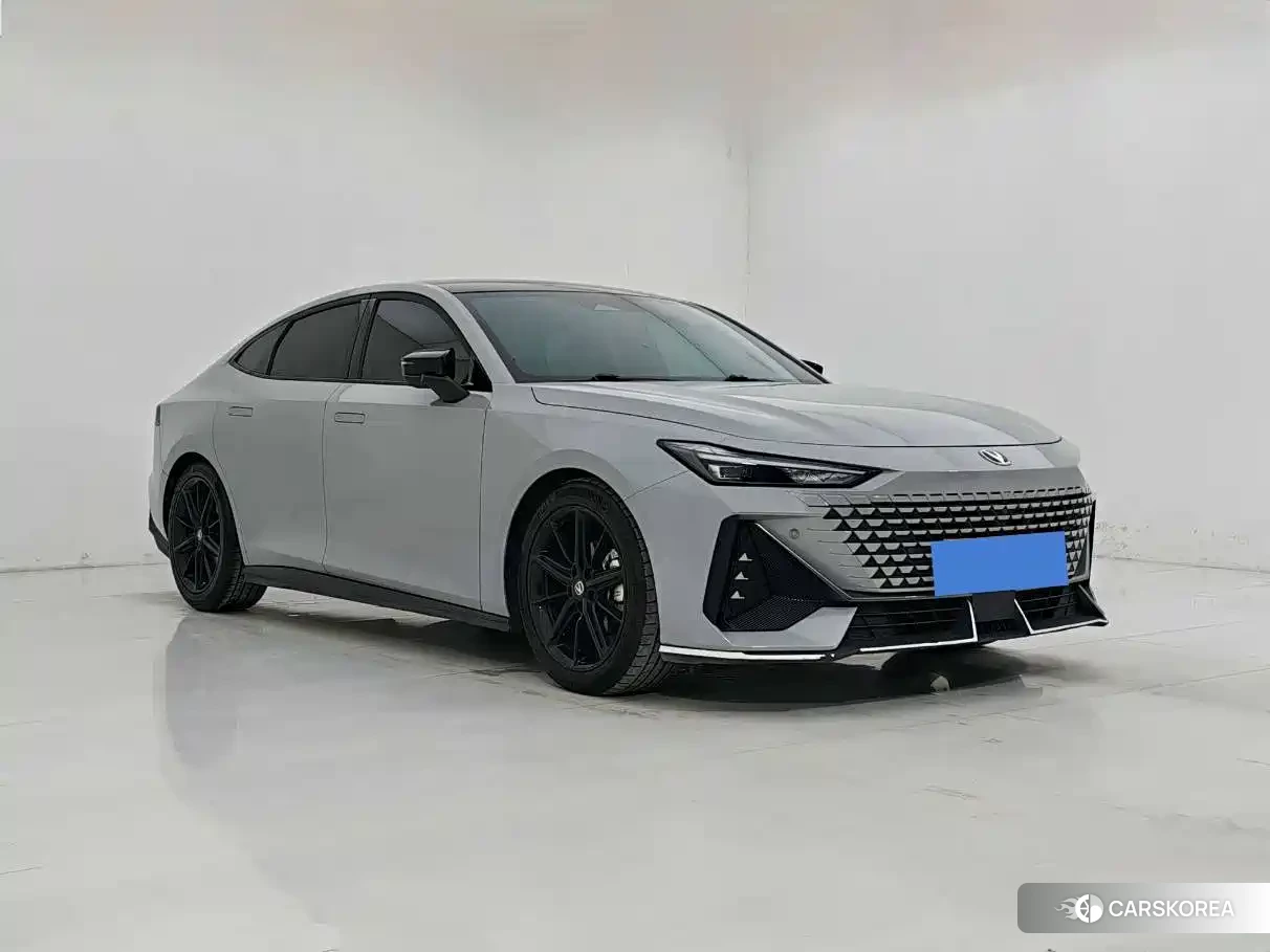 Chang'an UNI-V id 4599582 из Китая 13