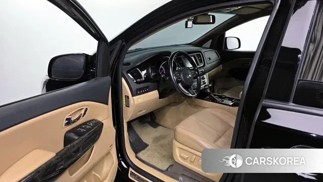 Kia The New Carnival id 3396682 из Кореи 20