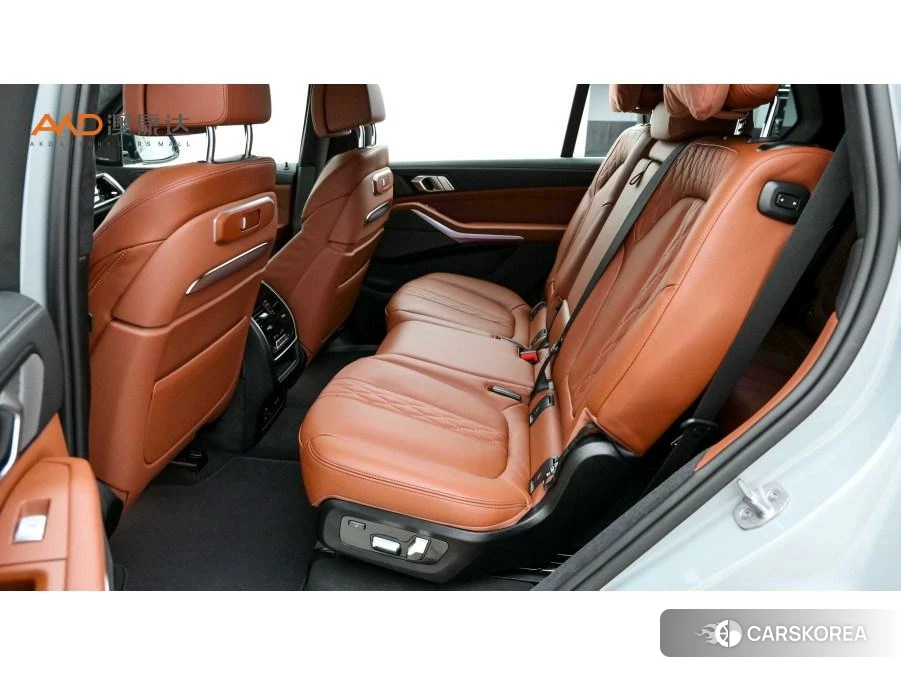 BMW X7 id 4452683 из Китая 11