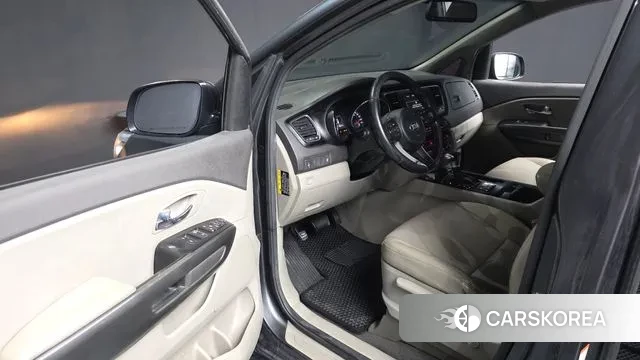 Kia All New Carnival id 3608446 из Кореи 20