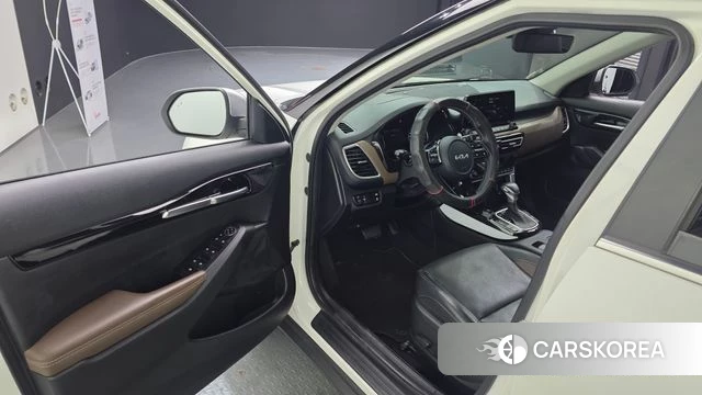 Kia Seltos id 4753871 из Кореи 20