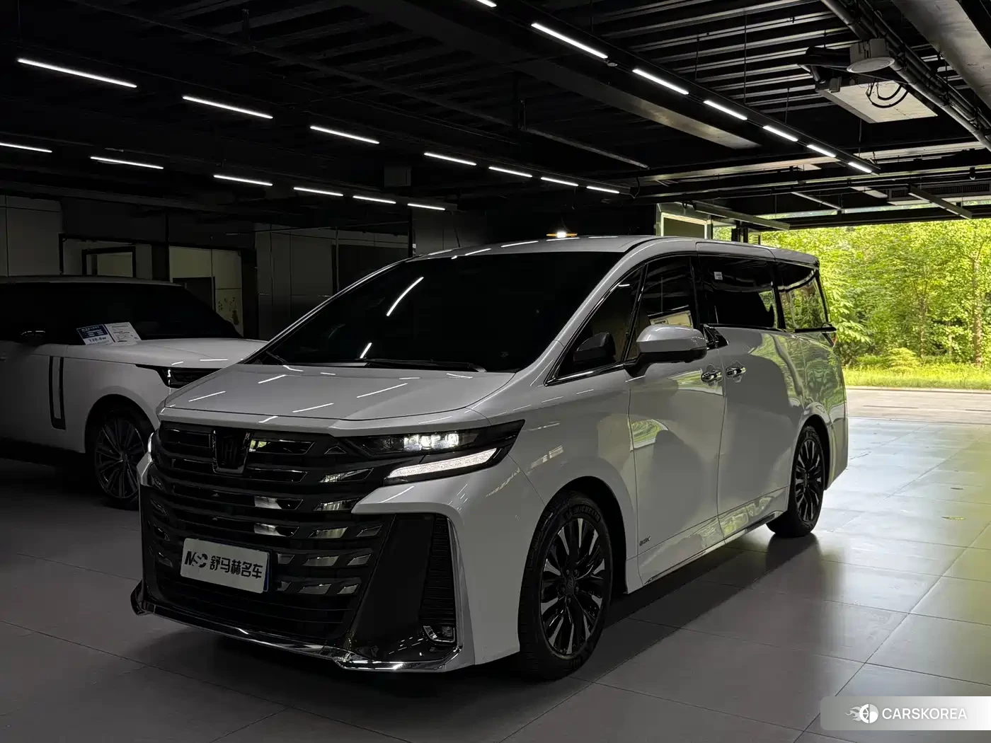 Toyota Vellfire id 4679762 из Китая 15