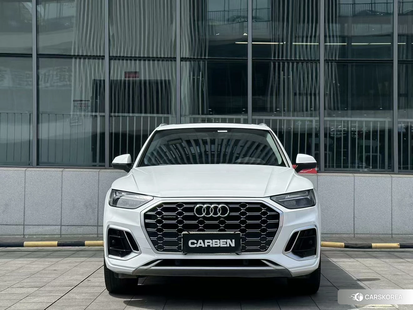 Audi Q5L id 4441128 из Китая 14