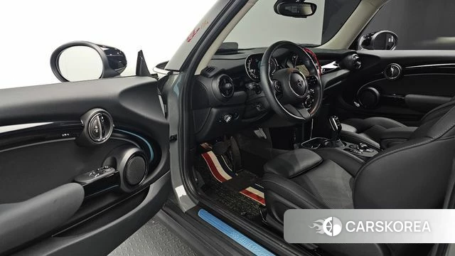 Mini Cooper S id 4501088 из Кореи 32