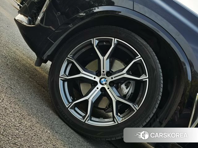 BMW X5 id 4272212 из Китая 23