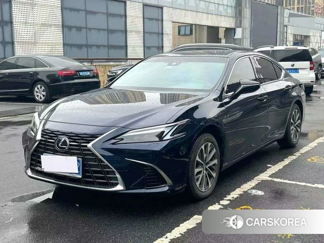 Lexus ES id 3913859 из Китая 11