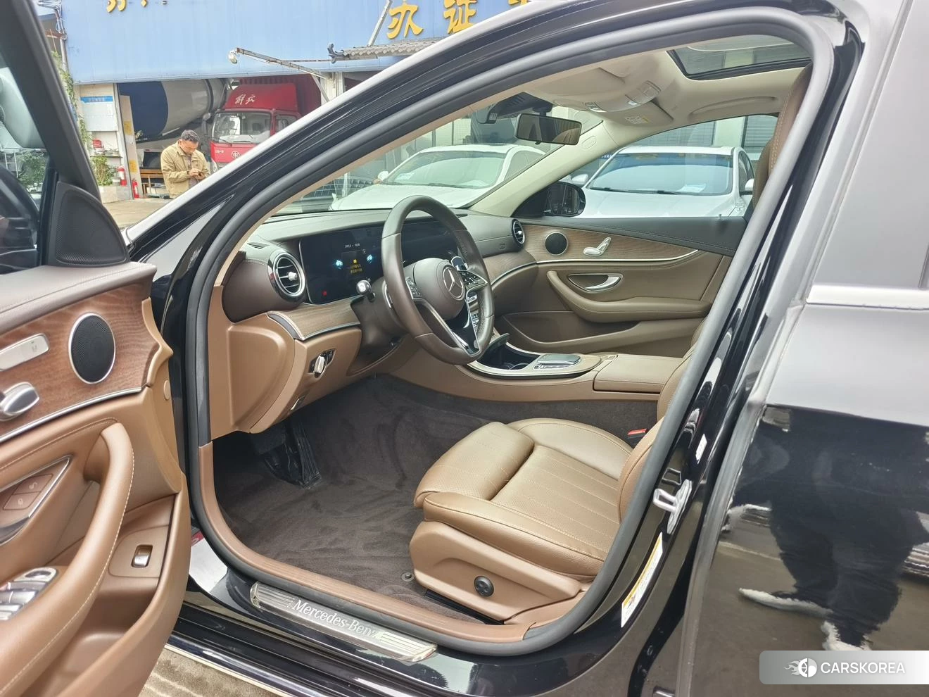 Mercedes-Benz E-class id 4486471 из Китая 10