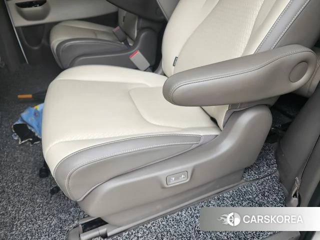 Kia Carnival 4th generation id 4637118 из Кореи 12
