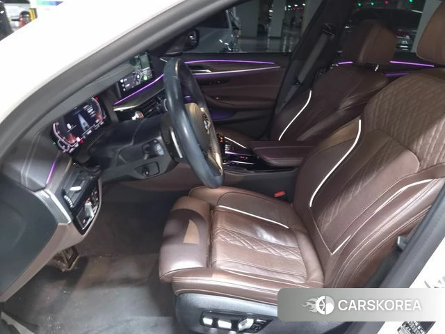 BMW 5 Series (G30) id 4642114 из Кореи 17
