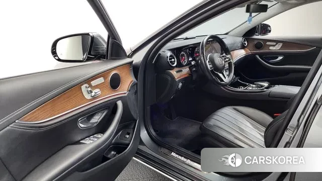 Mercedes-Benz E-Class W213 id 3607686 из Кореи 20