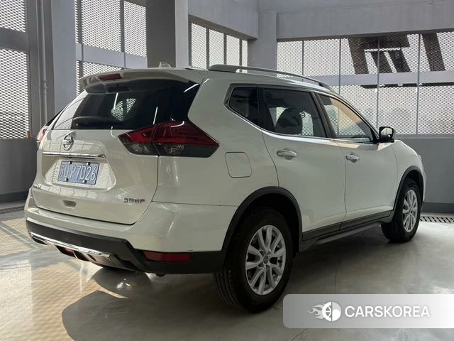Nissan Qijun id 4241256 из Китая 13