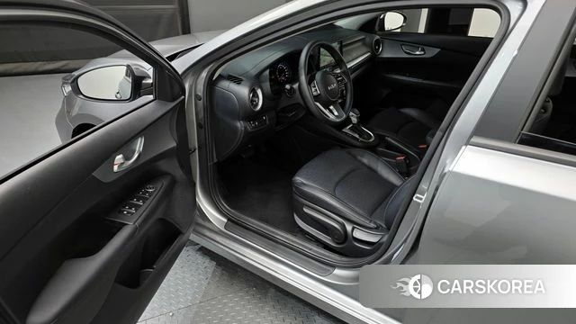 Kia The New K3 2nd generation id 4201687 из Кореи 31