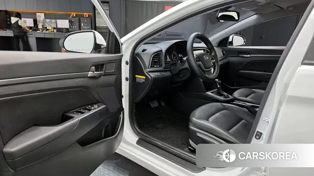 Hyundai Avante AD id 3742766 из Кореи 20