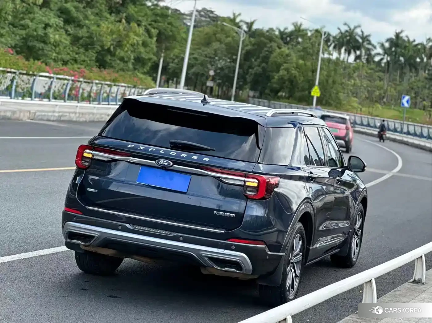 Ford Explorer id 4583858 из Китая 16