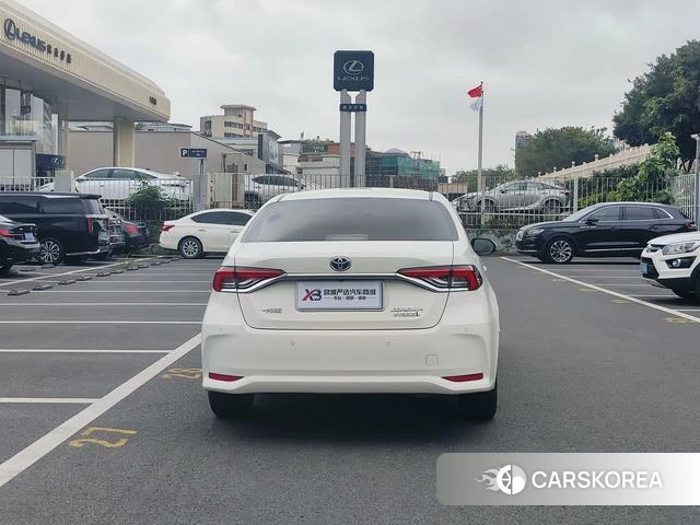 Toyota Corolla id 4365873 из Китая 16