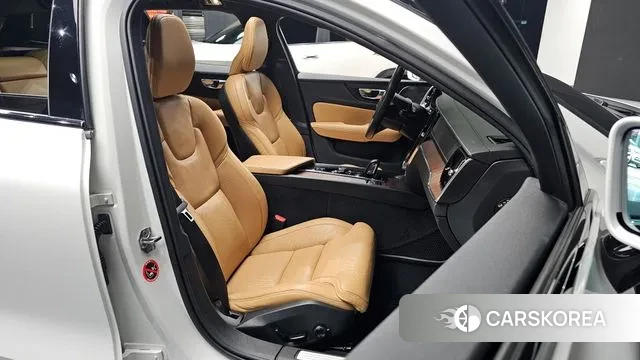 Volvo V60 Cross-Country 2nd Generation id 3493611 из Кореи 20