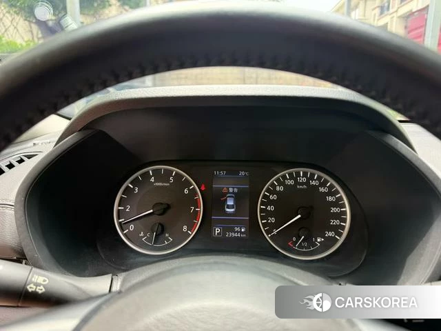 Nissan Xuan Yi id 4392068 из Китая 10
