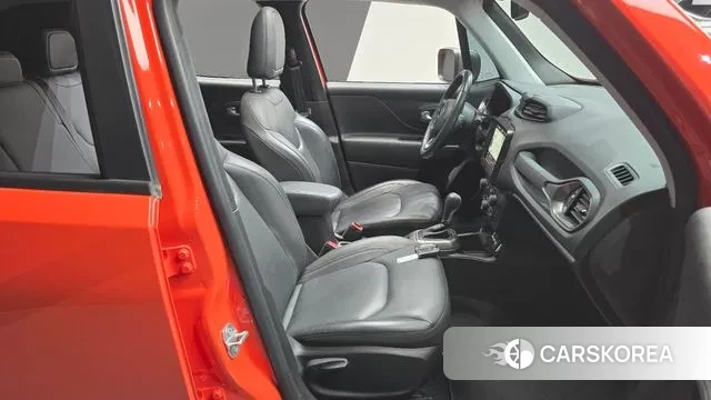 Jeep Renegade id 3740888 из Кореи 20