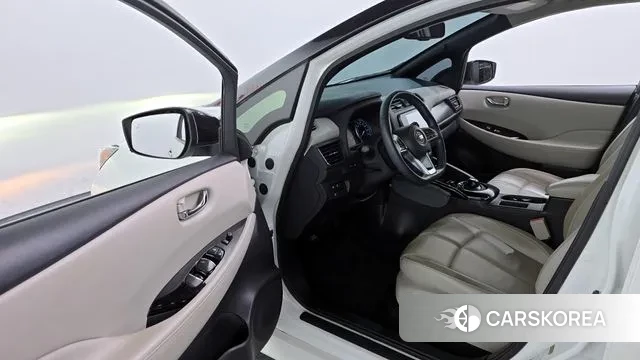 Nissan Leaf (ZE1) id 3344992 из Кореи 20